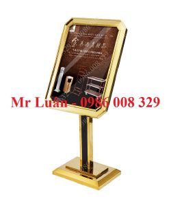 Bảng thông báo nhà hàng B67