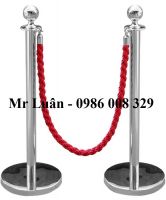 Trụ barrier inox dây thừng bện đỏ