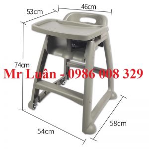 Ghế ăn trẻ em nhà hàng