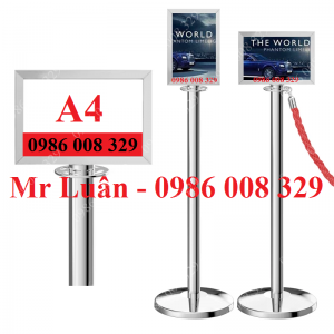 Bảng chỉ dẫn inox trắng cho trụ barie dây bện