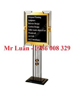 Bảng thông báo thẳng đứng B26